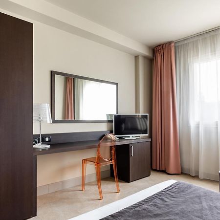 Anusca Palace Hotel Castel San Pietro Terme Eksteriør billede