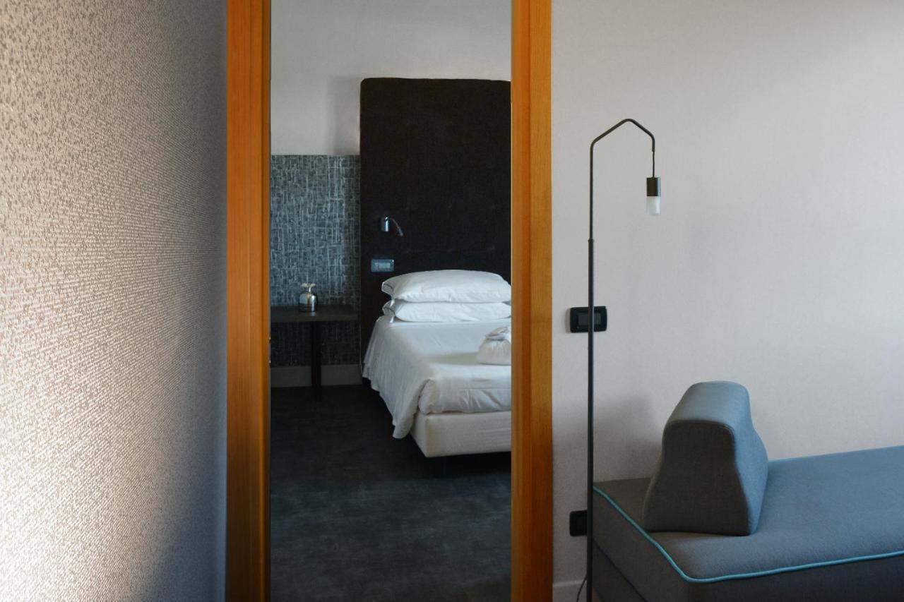 Anusca Palace Hotel Castel San Pietro Terme Eksteriør billede
