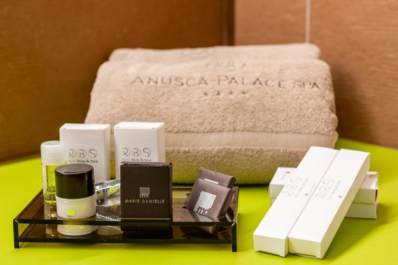 Anusca Palace Hotel Castel San Pietro Terme Eksteriør billede