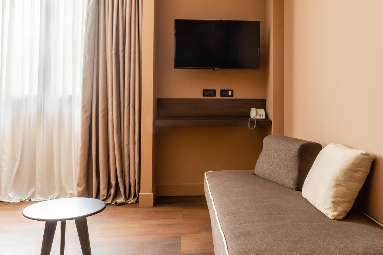 Anusca Palace Hotel Castel San Pietro Terme Eksteriør billede