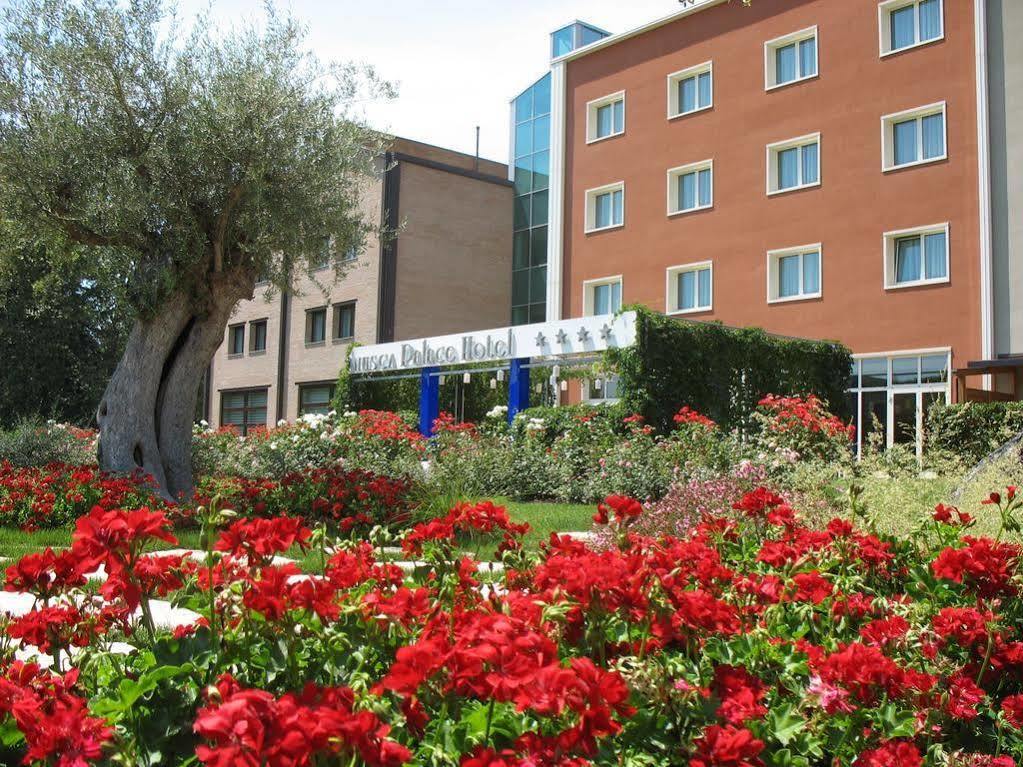 Anusca Palace Hotel Castel San Pietro Terme Eksteriør billede